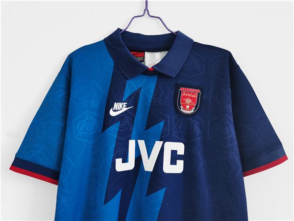 Arsenal Away Retro Jersey 1995-1996 Season - Image 5