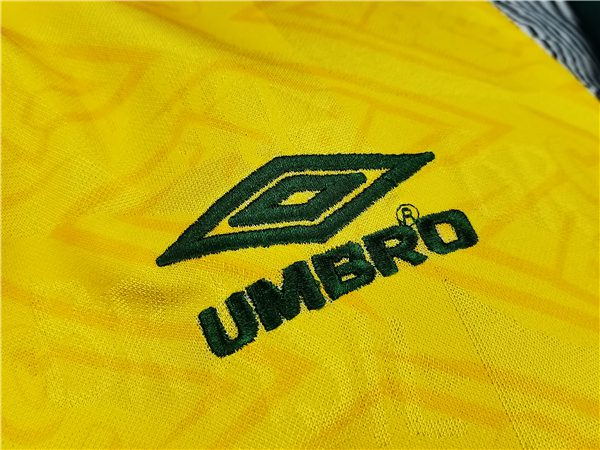 Brazil Home Retro Jersey 1991-1993 Season - Image 3