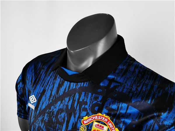 Manchester United Black and Blue Retro Jersey 1993 Season - Image 3