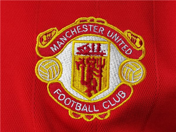 Manchester United Home Retro Jersey 1982 1983 - Image 5