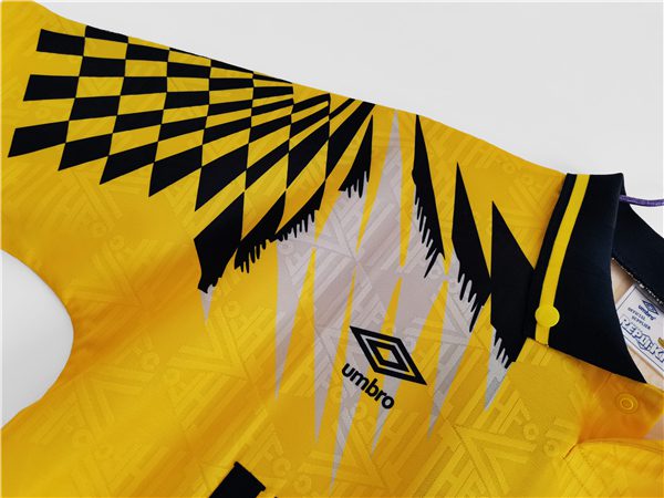 Tottenham Hotspur Away Retro Jersey 1992-1994 Season - Image 3