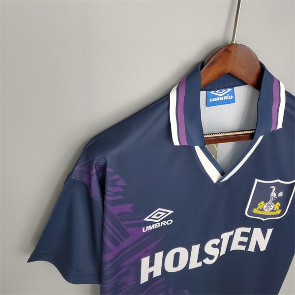 Tottenham Hotspur Away Retro Jersey 1994-1995 Season - Image 4