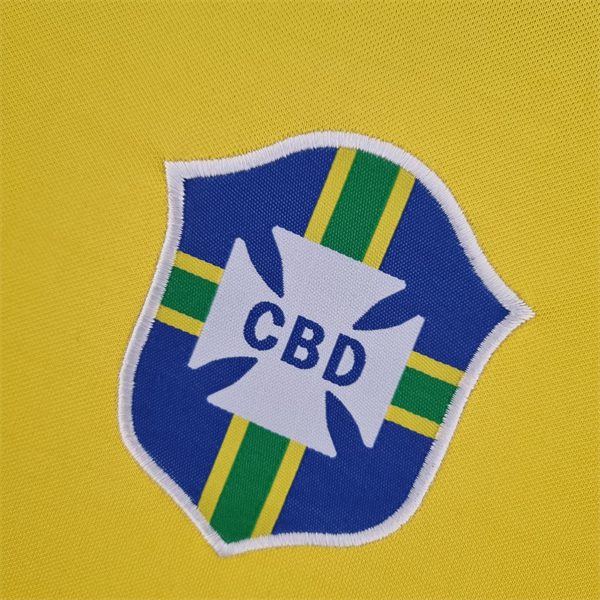 Brazil Home Retro Jersey 1970 - Image 6