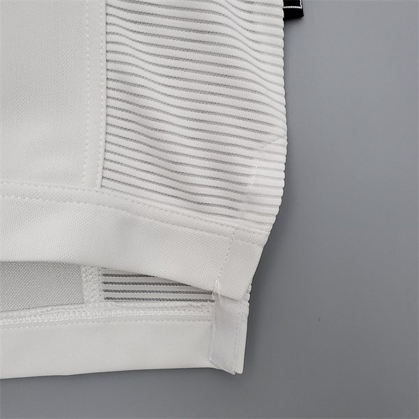 England Home Retro Jersey 2000 - Image 6