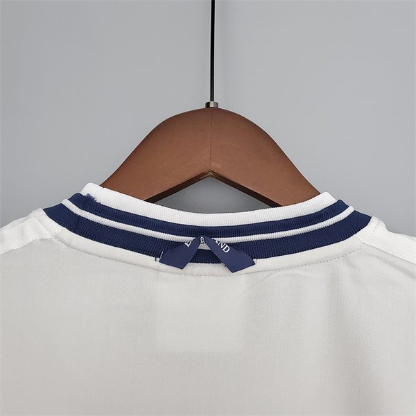 England Home Retro Jersey 2000 - Image 4