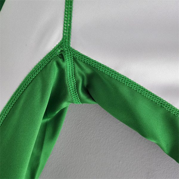 Real Betis Home Retro Jersey 2001 2002 Season - Image 7