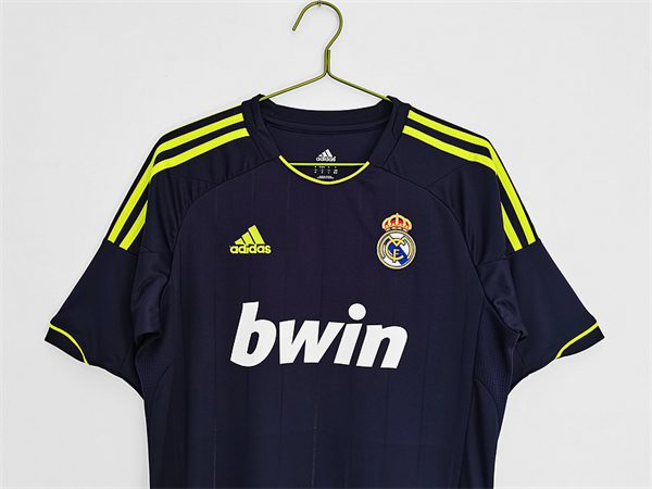 Real Madrid Away Retro Jersey 2012-2013 Season - Image 3