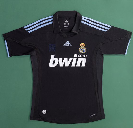 Real Madrid Away Retro Shirt 2009 2010 - Image 3