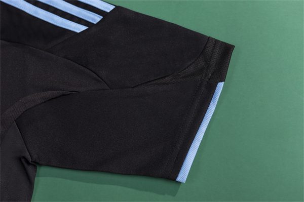 Real Madrid Away Retro Shirt 2009 2010 - Image 7