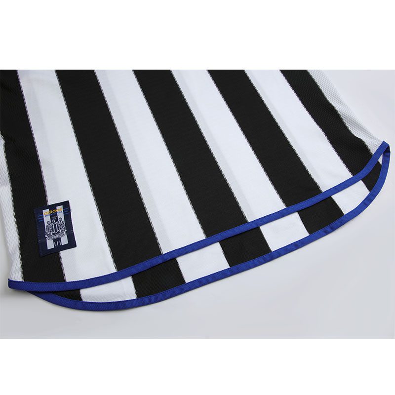 Newcastle United 1999 2000 Home Jersey - Image 9