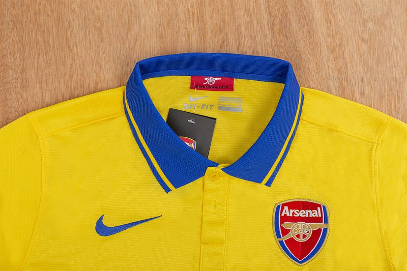 Arsenal Away 2013 2014 Retro Jersey - Image 5