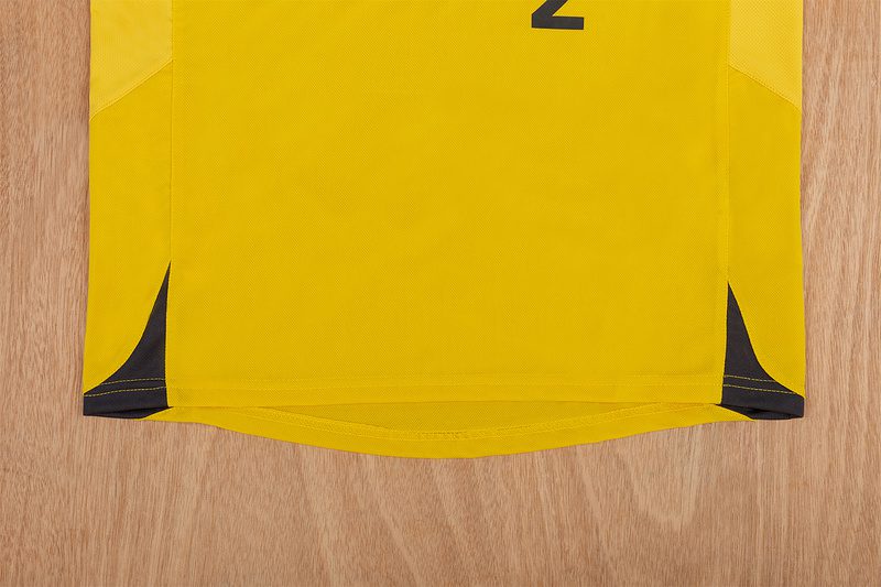 Arsenal Away 2005 2006 Retro Jersey - Image 4