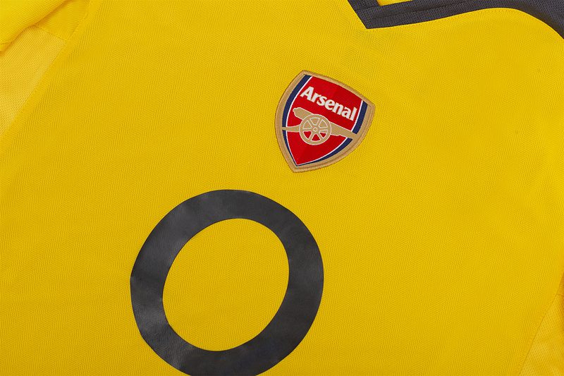 Arsenal Away 2005 2006 Retro Jersey - Image 8