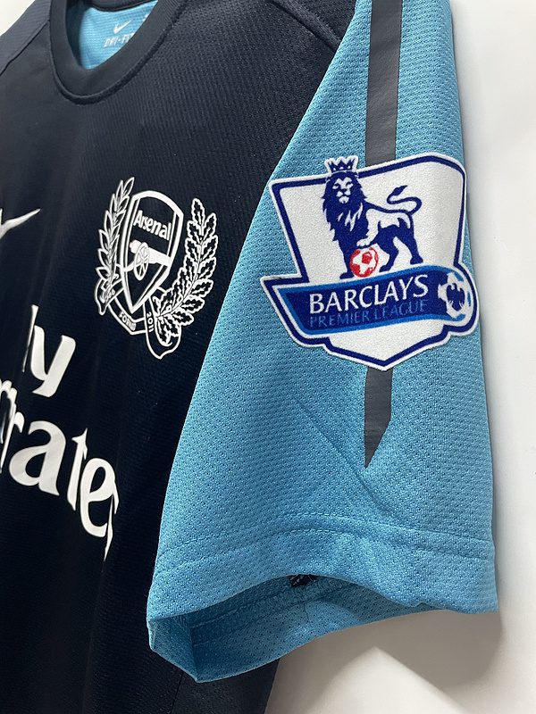 Arsenal 2011 2012 Away Retro Jersey - Image 8