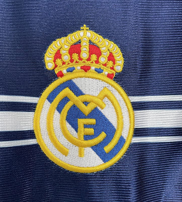 Real Madrid 1998 1999 Away Jersey - Image 4