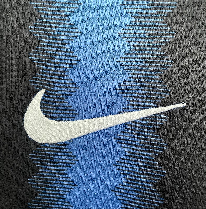 Inter Milan 2010 2011 Home Jersey - Image 4