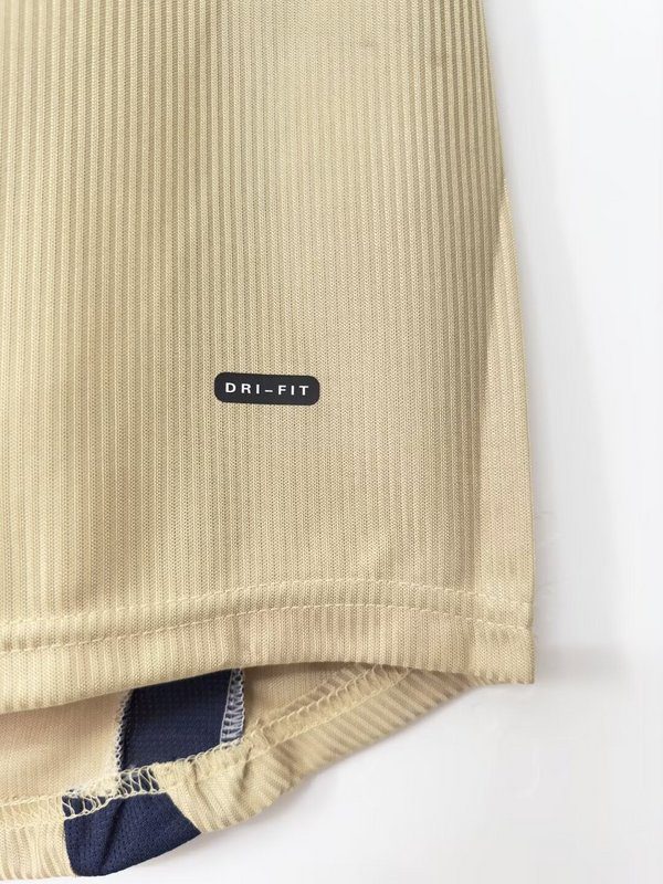 Arsenal 2001 2002 Away Jersey - Image 6