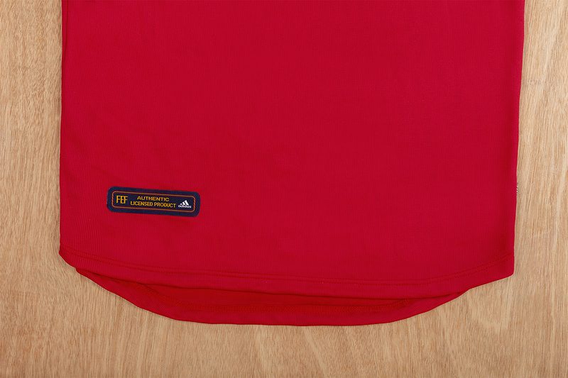Spain 2000 Home Retro Jersey - Image 8