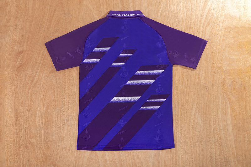 Real Madrid Away Retro Jersey 1994-1996 - Image 3