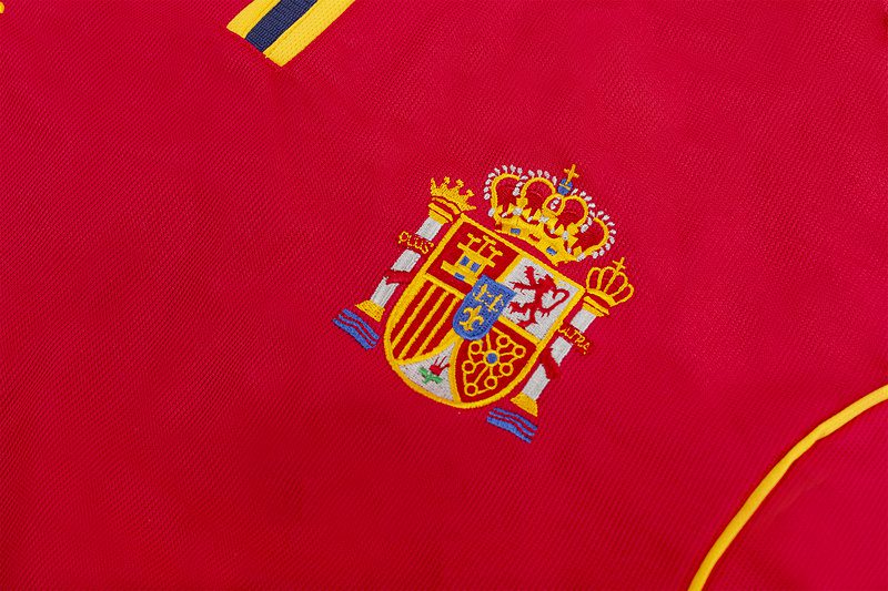 Spain 2000 Home Retro Jersey - Image 5
