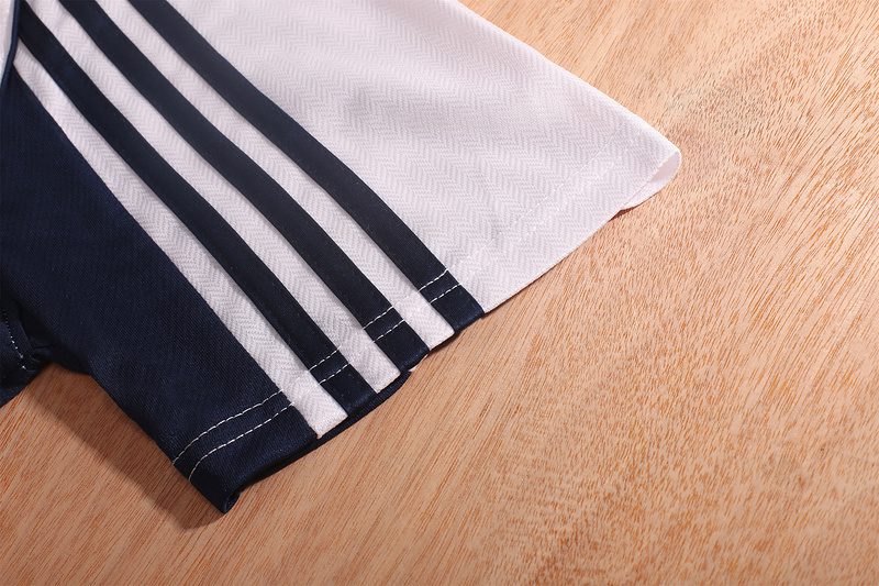 Spain 1998 Away Retro Jersey - Image 6