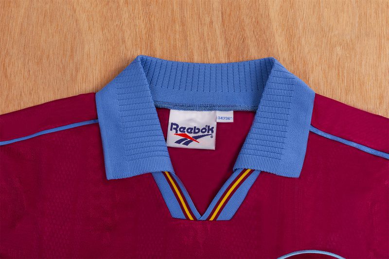 Aston Villa 1995 1997 Home Jersey - Image 4
