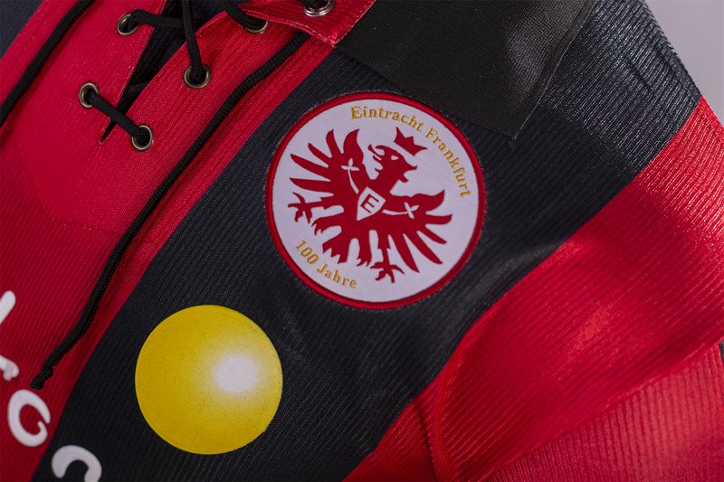 Frankfurt 1999 2000 Home Retro Jersey - Image 10