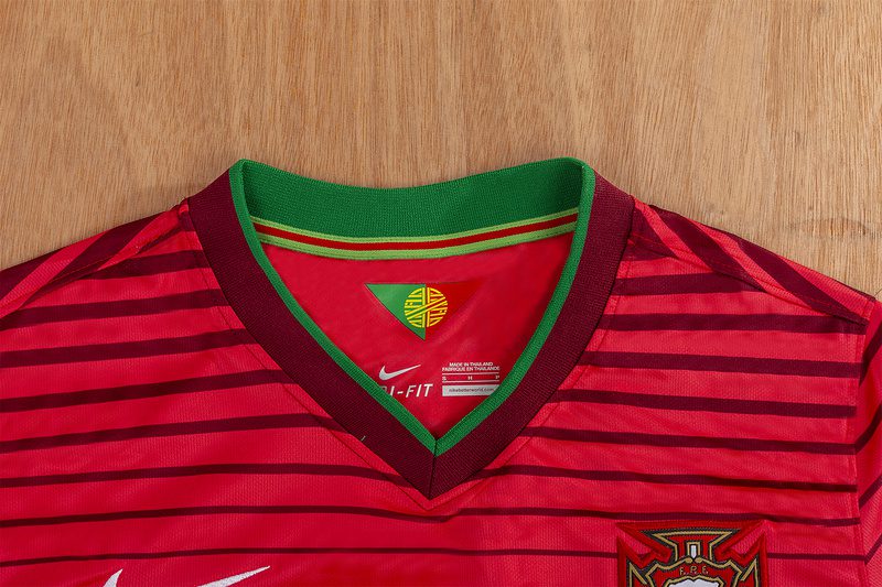 Portugal 2014 Home Retro Jersey - Image 4