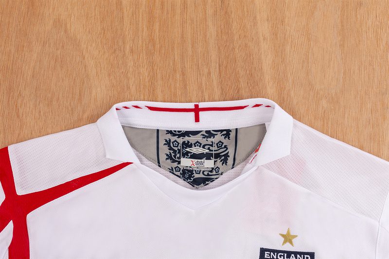 England 2006 Home Long Sleeve Jersey - Image 4