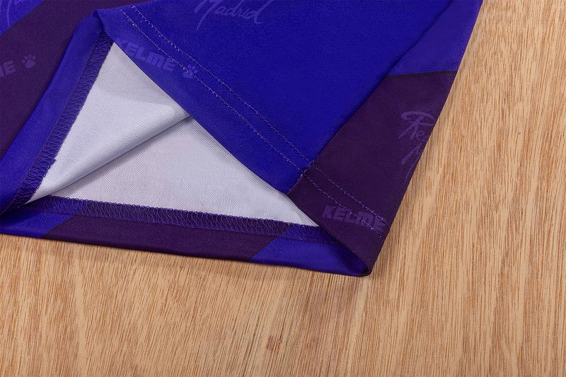 Real Madrid Away Retro Jersey 1994-1996 - Image 9