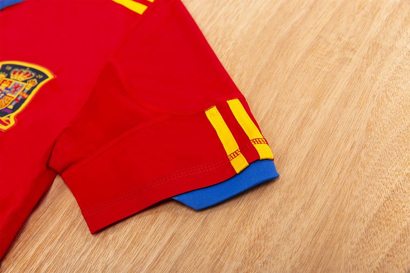Spain 2010 Home Retro Jersey - Image 6