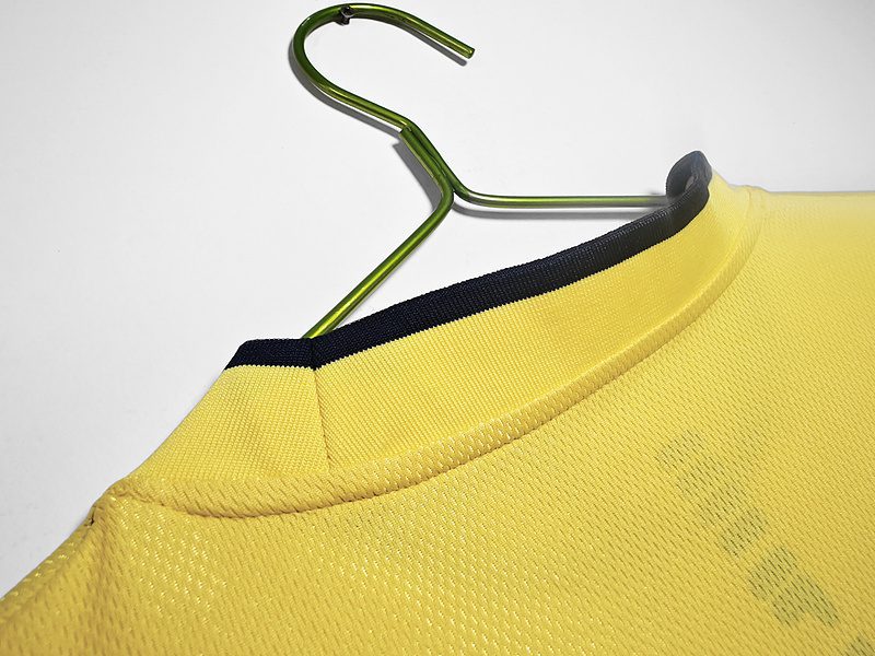 Scotland 2002 Away Retro jersey - Image 9