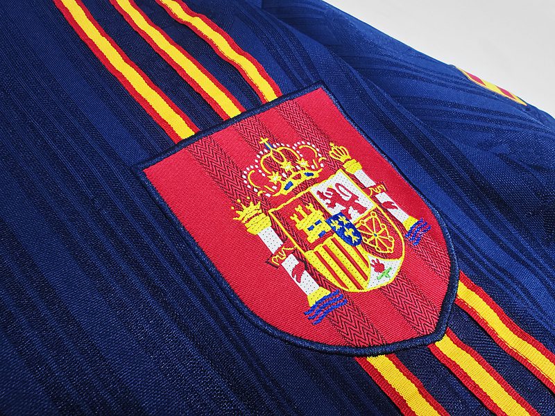 Spain 1996 Away Retro Jersey - Image 5