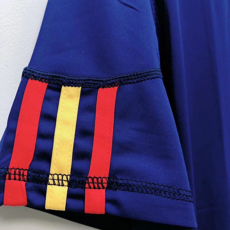 Spain 2010 Away Retro Jersey - Image 9