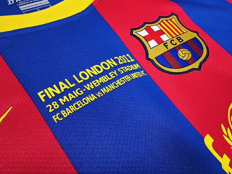 Barcelona 2011 UCL Finial Long Sleeve Jersey - Image 8