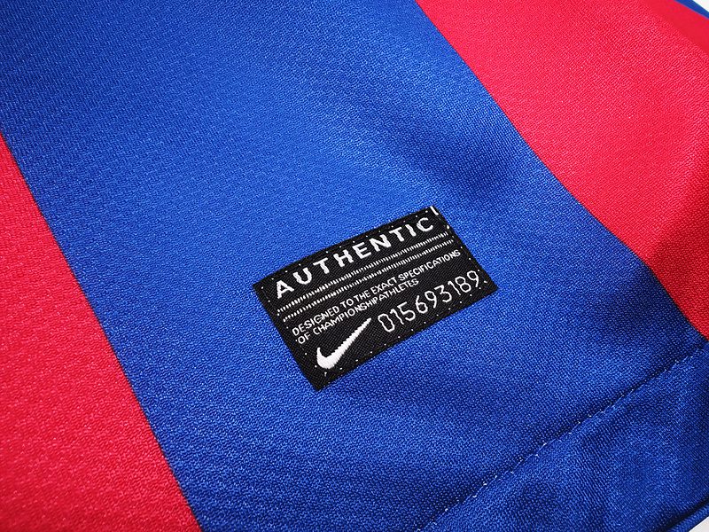 Barcelona 2011 UCL Finial Long Sleeve Jersey - Image 9