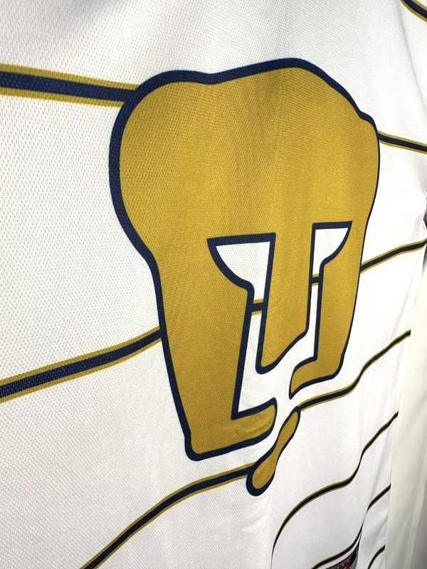 Pumas 19971998 Away Retro Jersey - Image 6