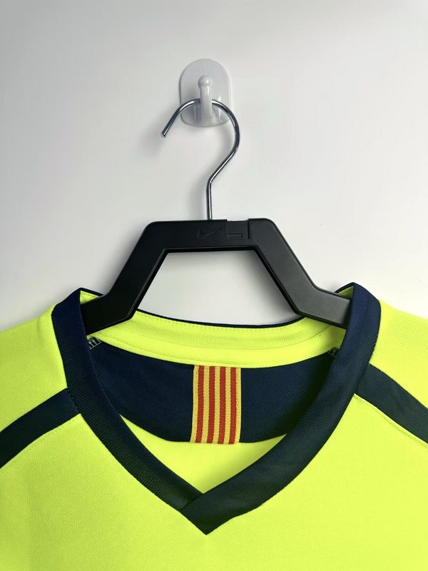 Barcelona 2005 2006 Away Long Sleeve Jersey - Image 8