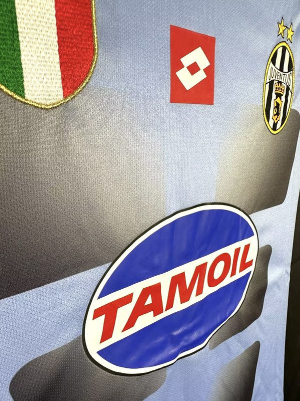 Juventus 2002 2003 Blue GK Retro Jersey - Image 7