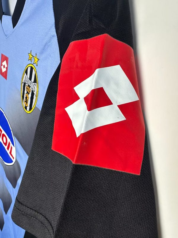 Juventus 2002 2003 Blue GK Retro Jersey - Image 8