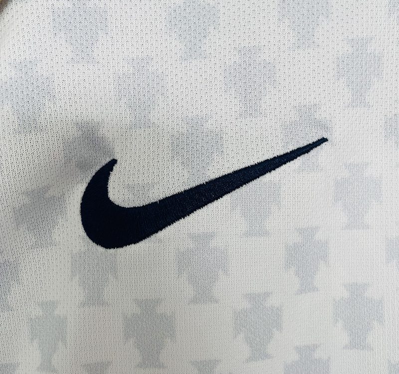 Portugal 2004 Away Retro Jersey - Image 5