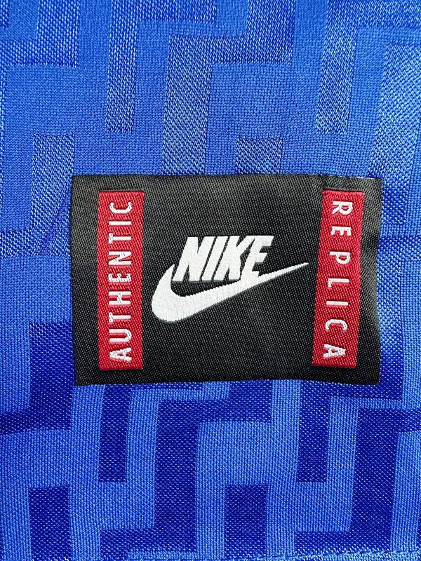 Italy 1995 Home Retro Jersey - Image 7