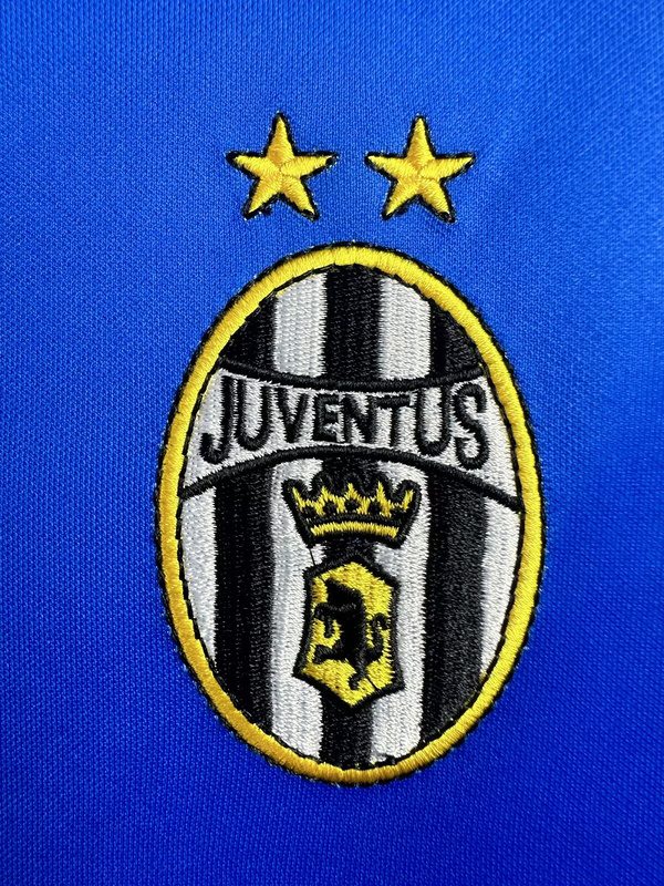 Juventus 1999 2000 Away Long Sleeve Jersey - Image 7