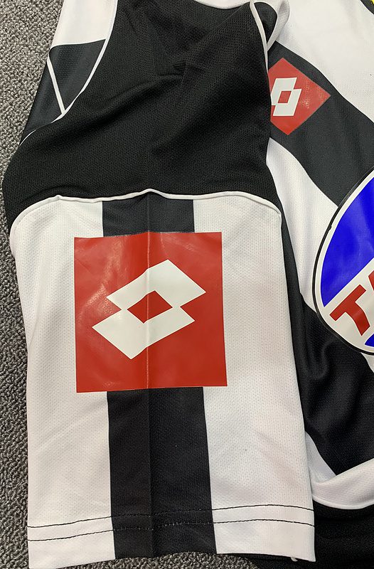 Juventus 2002 2003 Home Retro Jersey - Image 4