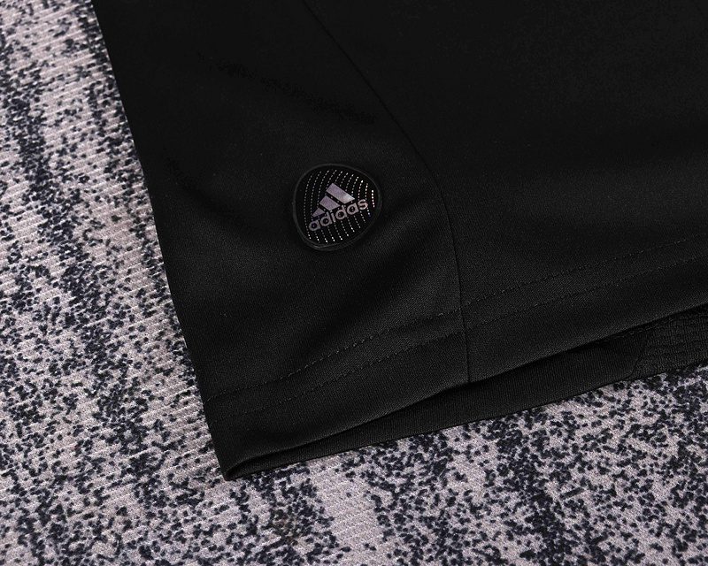 Real Madrid 2011 2012 Black GK Kid Kit (Jersey and Short) - Image 7