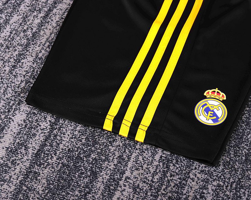 Real Madrid 2011 2012 Black GK Kid Kit (Jersey and Short) - Image 14