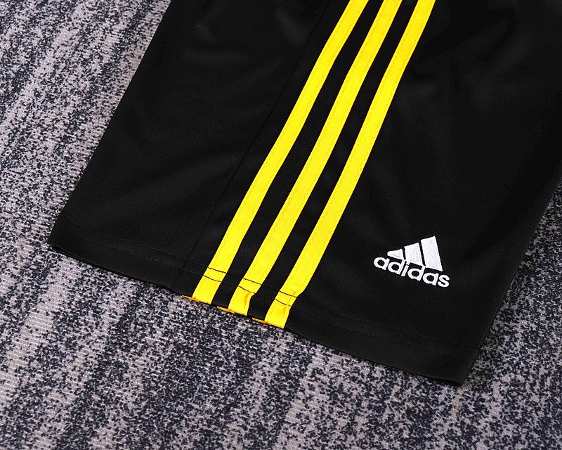 Real Madrid 2011 2012 Black GK Kid Kit (Jersey and Short) - Image 15