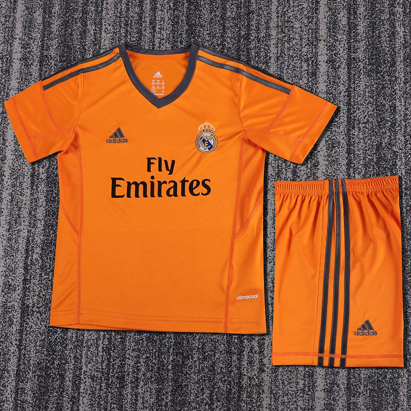 Real Madrid 2013 2014 Third Kid Kit (Jersey and Short) - Image 3