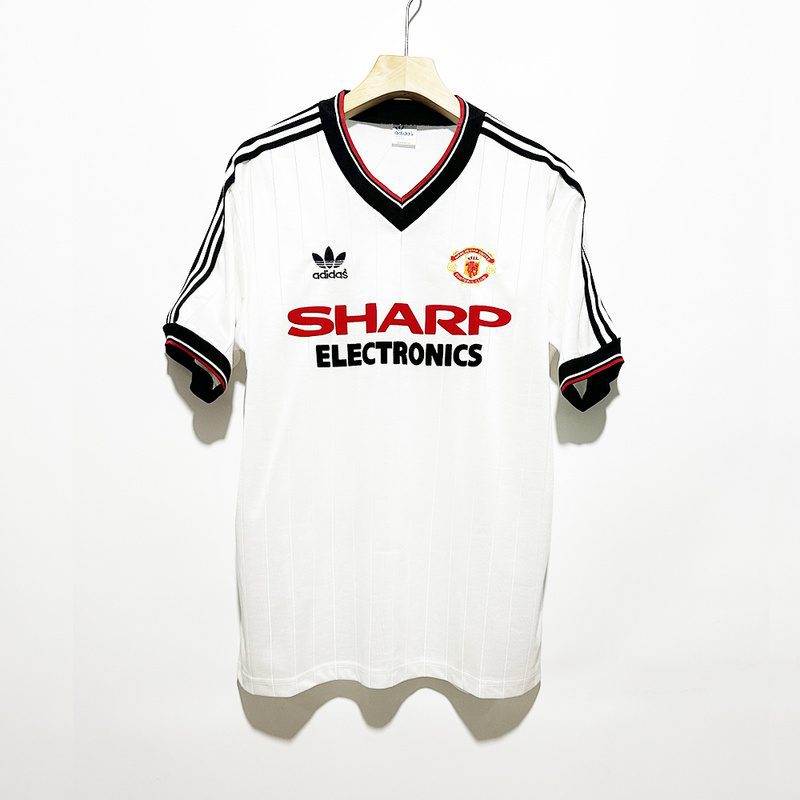 Manchester United 1982 1983 Away Retro Jersey