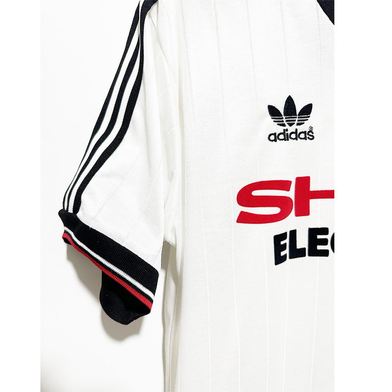 Manchester United 1982 1983 Away Retro Jersey - Image 4